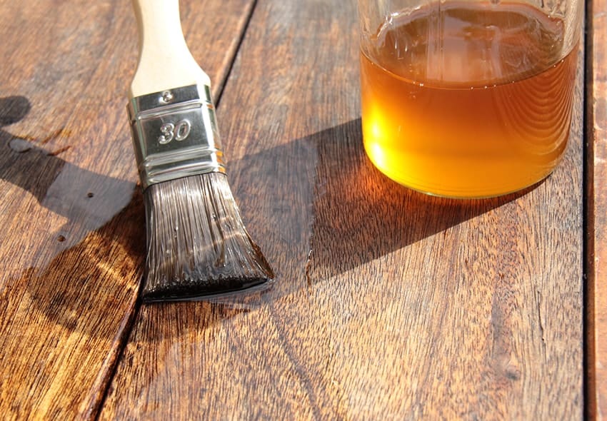 Vernis brillant pour extérieur et intérieur