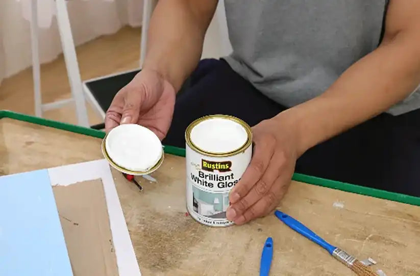 Pintura brillante de secado rápido para madera y metal interior y exterior